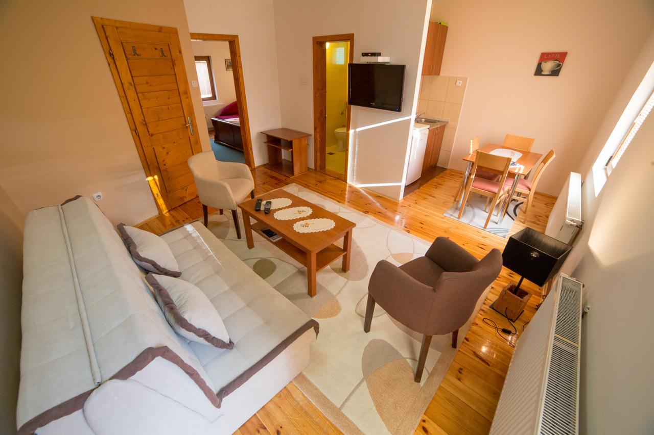 Guesthouse Sandra コラシン エクステリア 写真